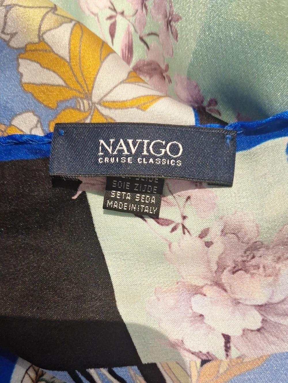 Navigo Cruise Classics Blue Floral Patchwork Silk Scarf